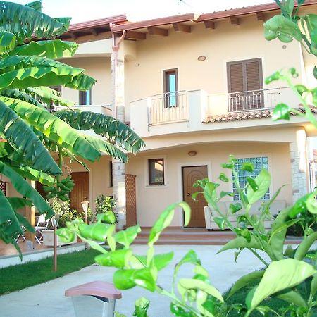 Guest House Mare E Luna Фьюмефреддо-Бруцио Экстерьер фото