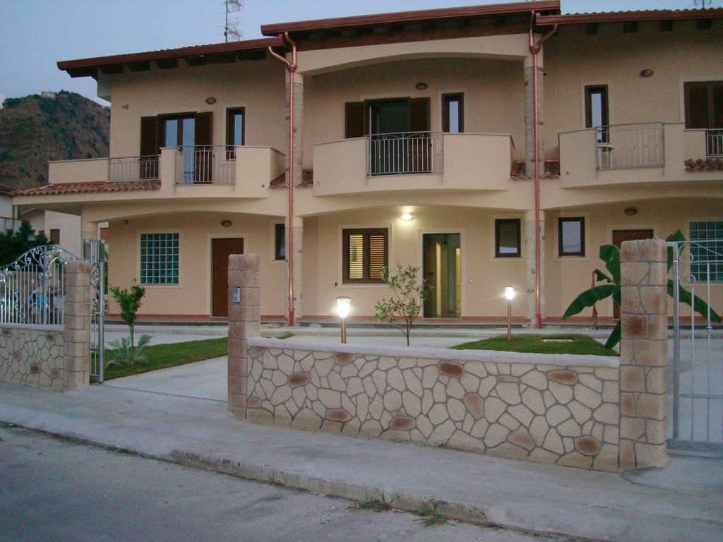 Guest House Mare E Luna Фьюмефреддо-Бруцио Экстерьер фото