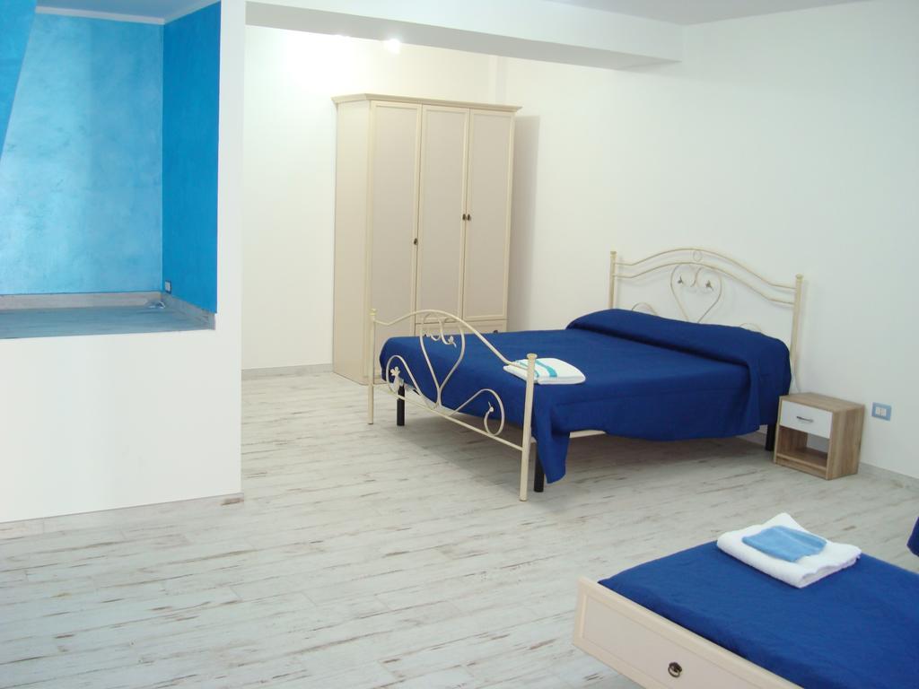 Guest House Mare E Luna Фьюмефреддо-Бруцио Экстерьер фото